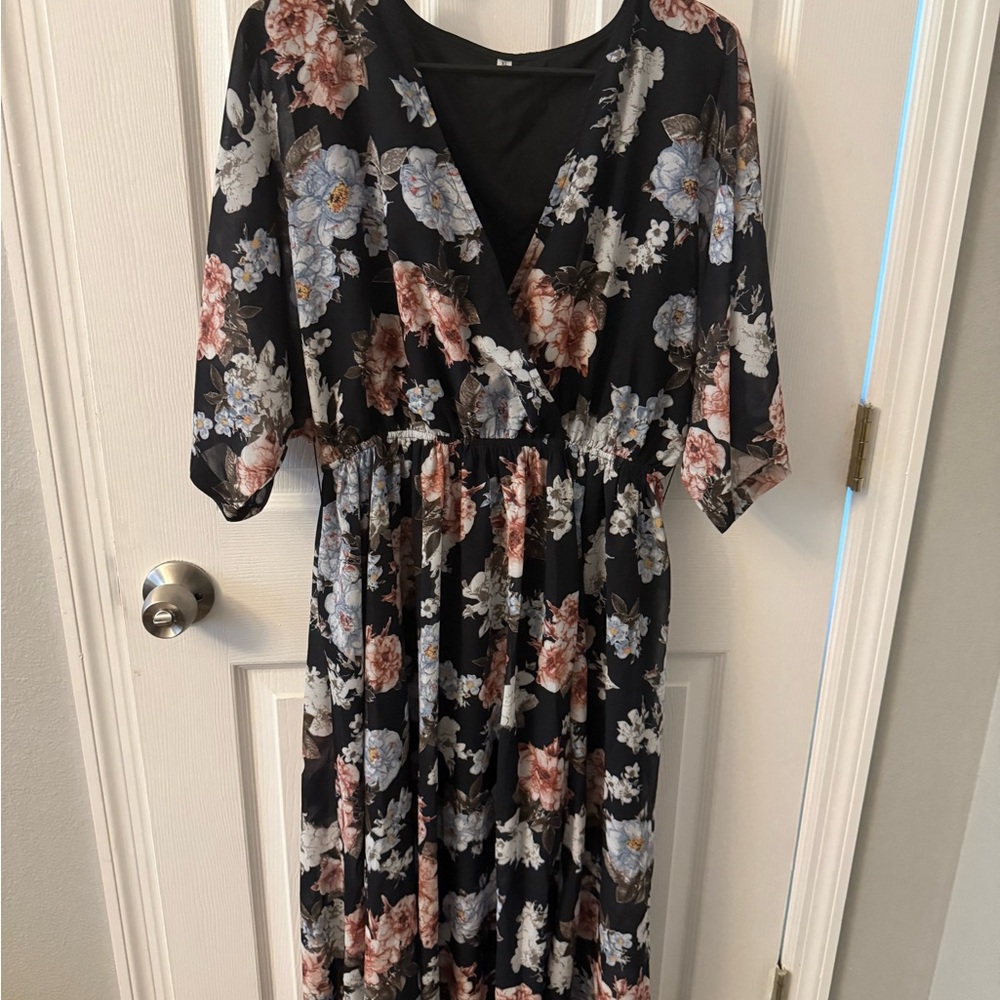 SHEIN Black Floral Midi Dress